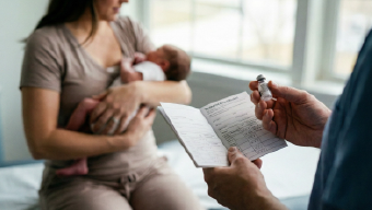 Tos convulsa: vuelve una enfermedad prevenible y la vacunación es la principal barrera
